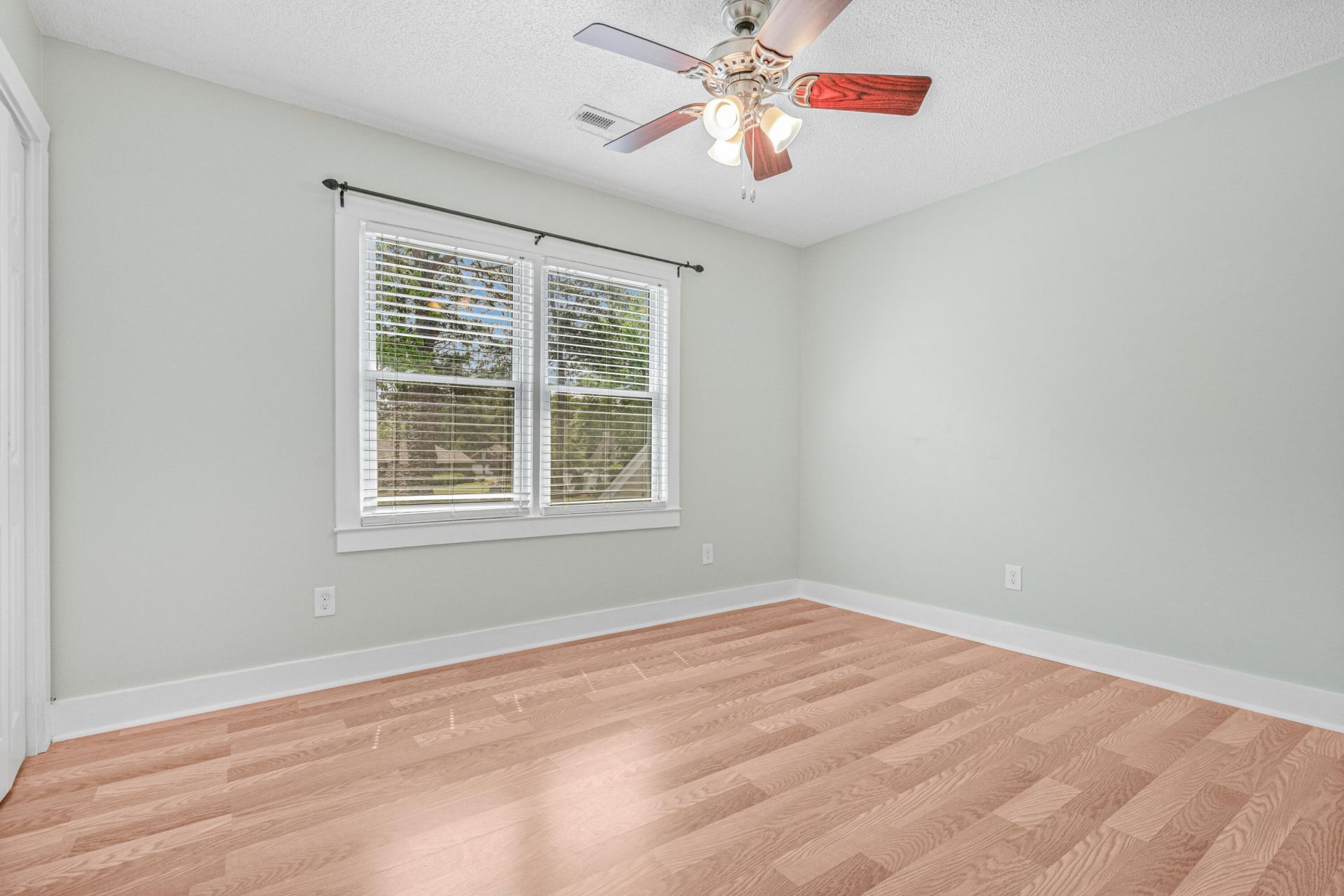 609 Black Oak Boulevard Photo 26