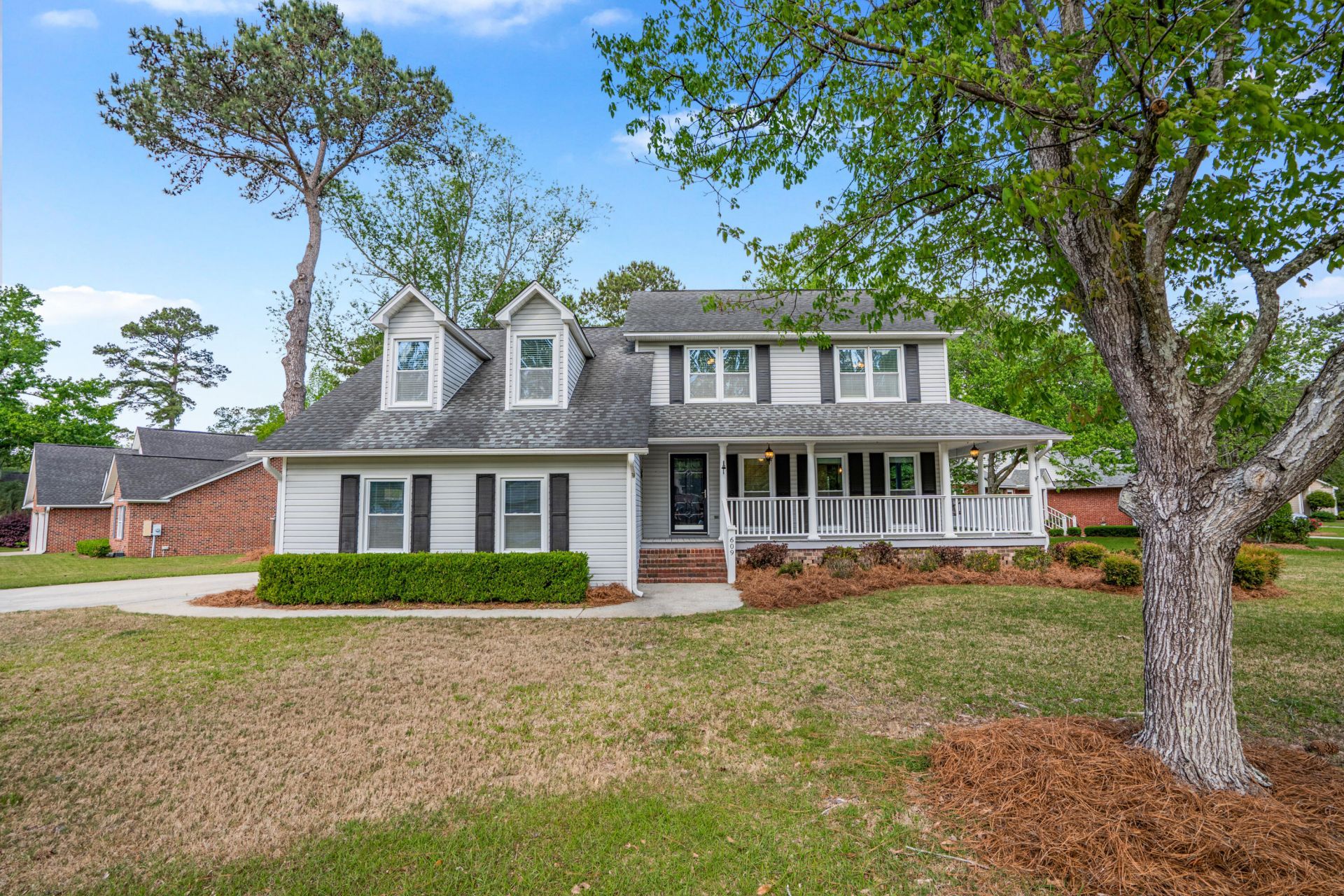 609 Black Oak Boulevard Photo 6