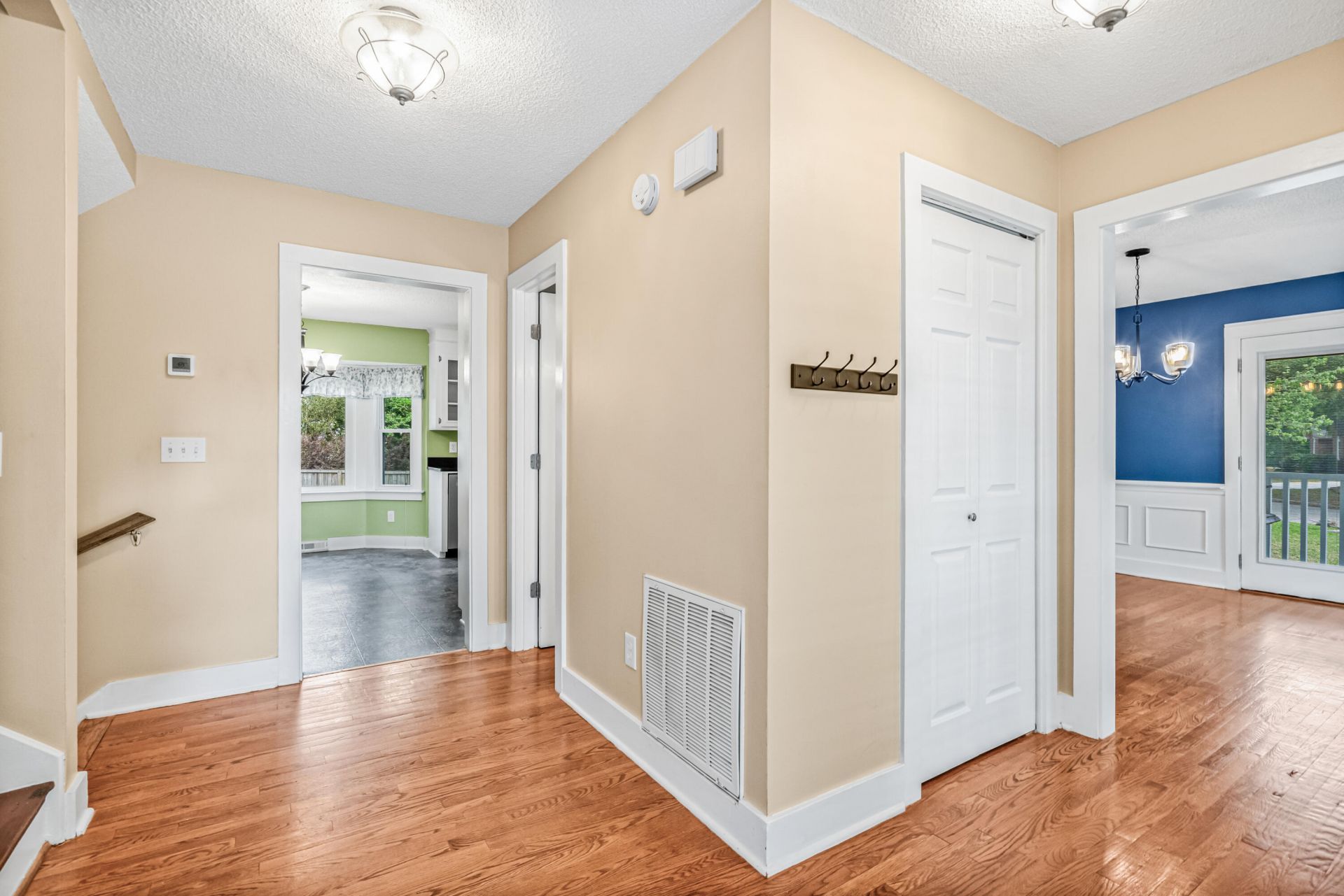 609 Black Oak Boulevard Photo 7