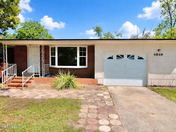 4849 AVENT Drive, Jacksonville, FL 32244