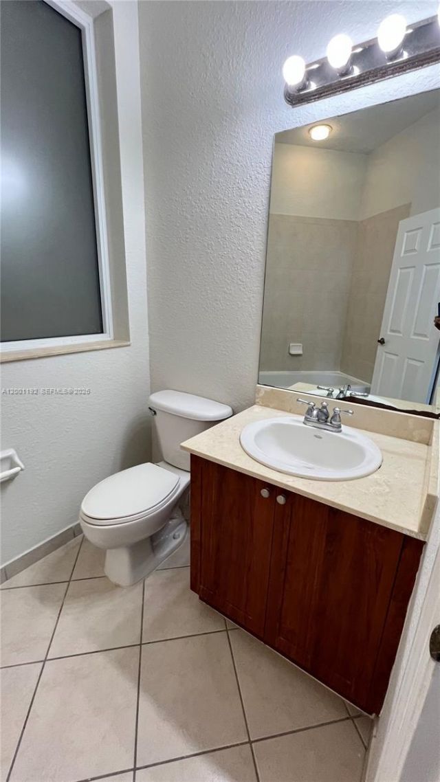 10885 NW 89th Ter, Unit 221, Doral, FL 33178 Photo