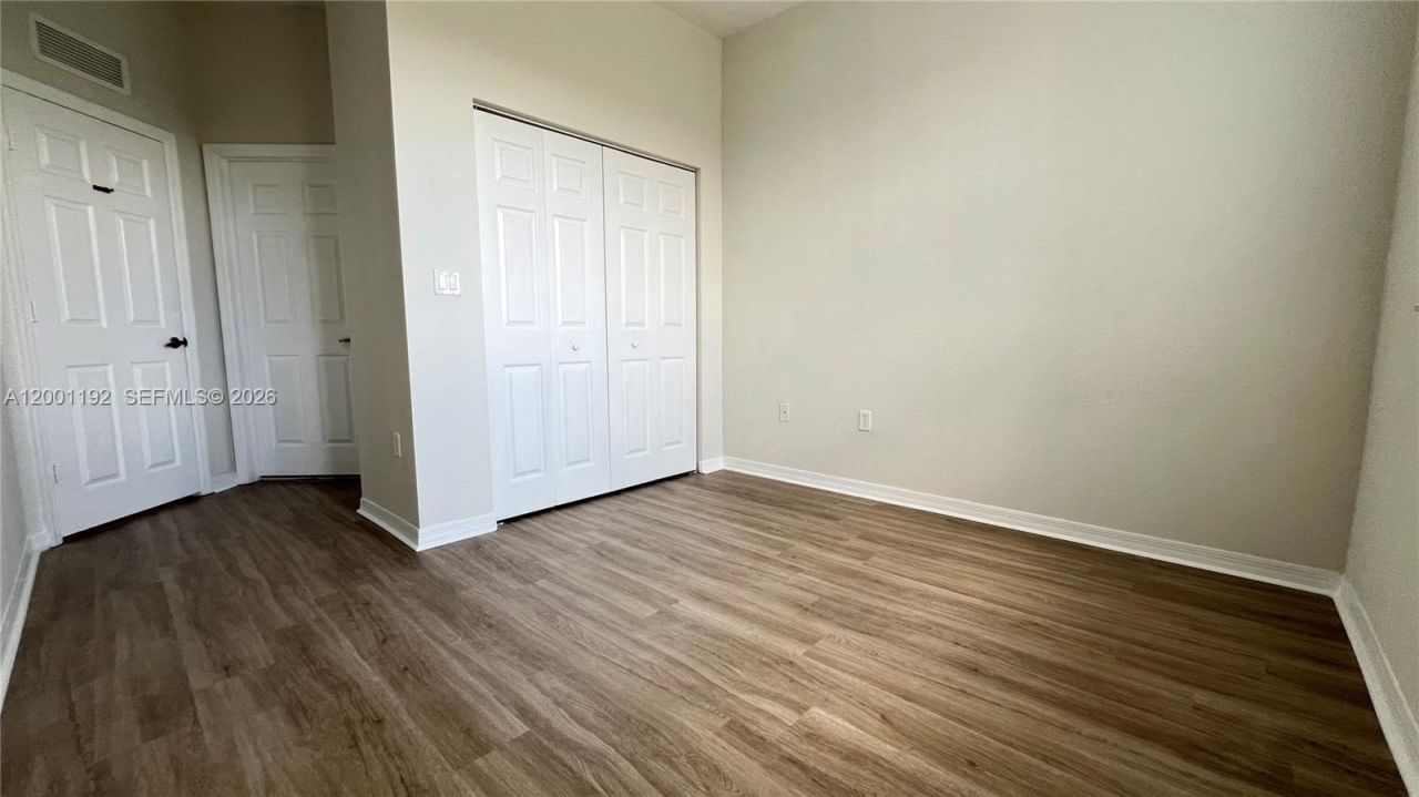 10885 NW 89th Ter, Unit 221, Doral, FL 33178 Photo