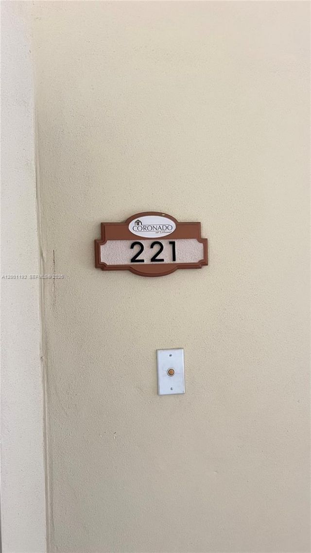 10885 NW 89th Ter, Unit 221, Doral, FL 33178 Photo