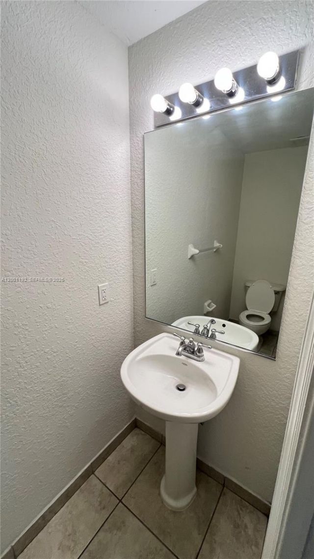 10885 NW 89th Ter, Unit 221, Doral, FL 33178 Photo
