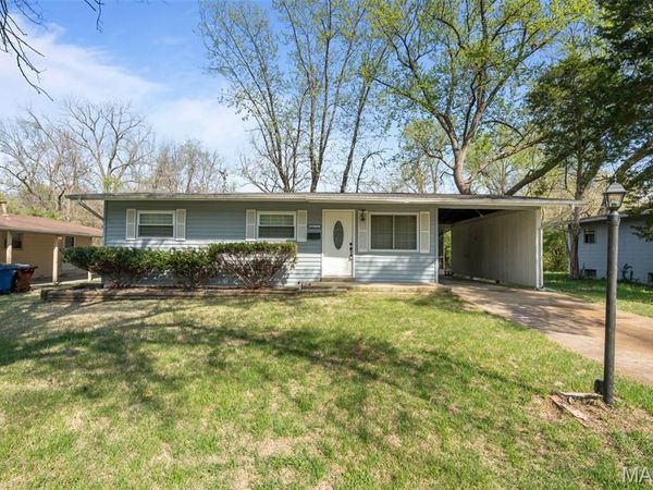10114 Saffron Drive, Dellwood, MO 63136
