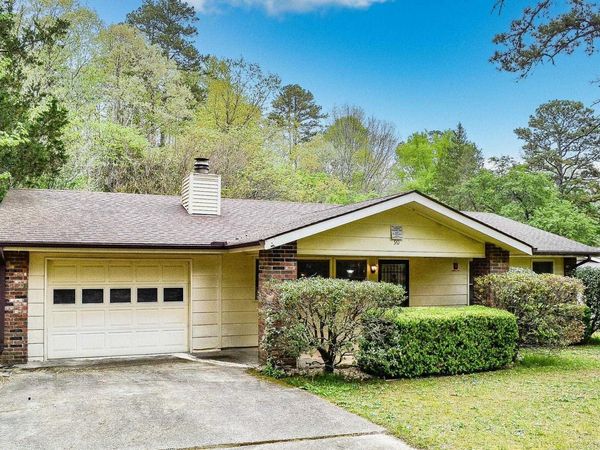 90 Santisban Way , Hot Springs Village, AR 71909