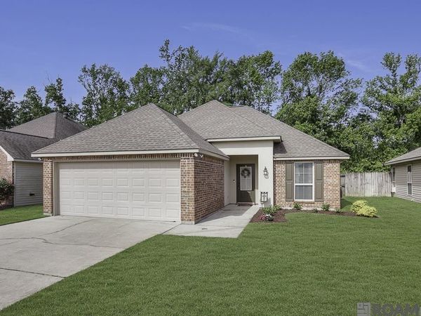 15467 Oakstone Dr, Prairieville, LA 70769