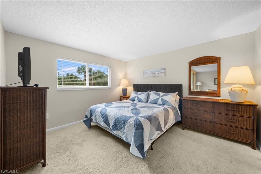400 Forest Lakes Blvd, Unit 204, Naples, FL 34105 Photo