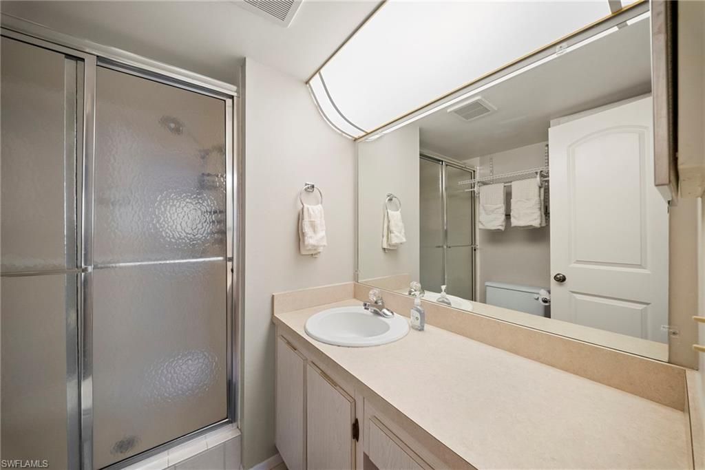 400 Forest Lakes Blvd, Unit 204, Naples, FL 34105 Photo