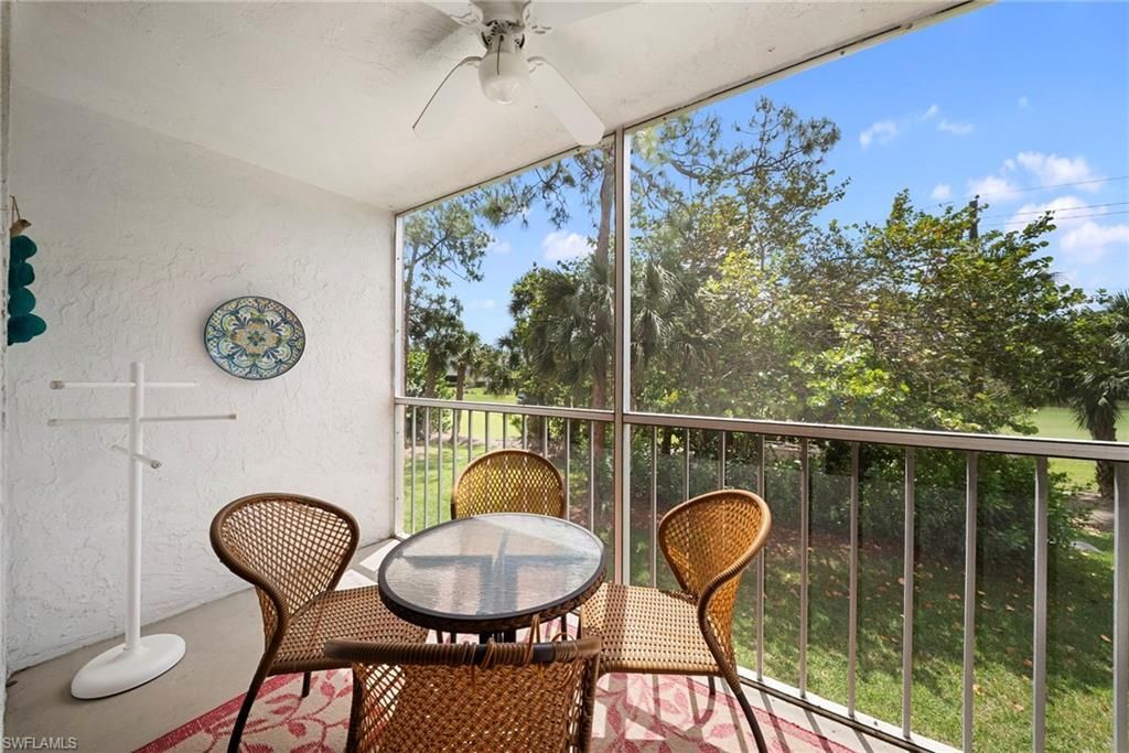 400 Forest Lakes Blvd, Unit 204, Naples, FL 34105 Photo