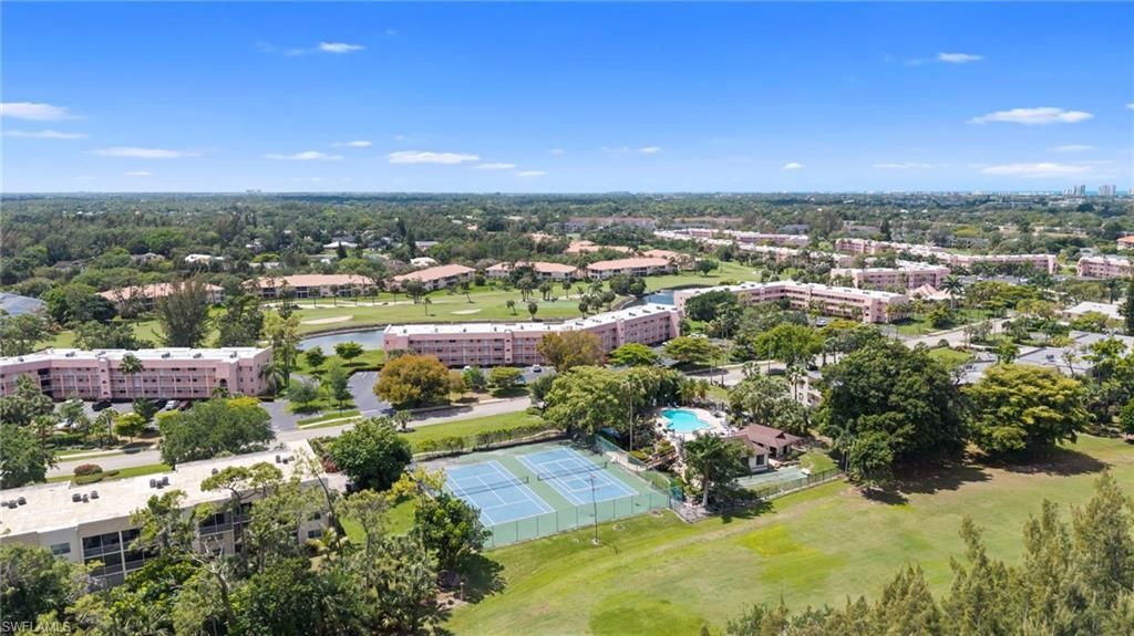 400 Forest Lakes Blvd, Unit 204, Naples, FL 34105 Photo
