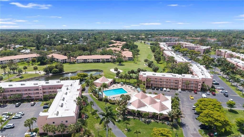 400 Forest Lakes Blvd, Unit 204, Naples, FL 34105 Photo