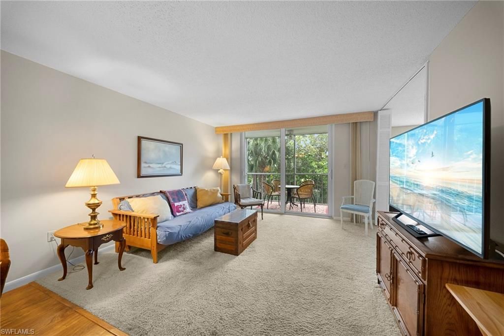 400 Forest Lakes Blvd, Unit 204, Naples, FL 34105 Photo