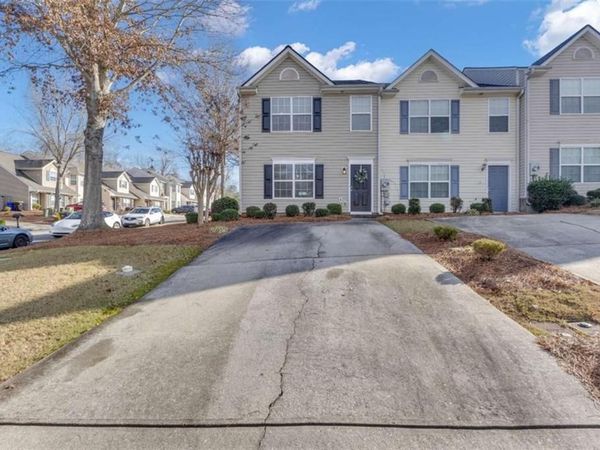 127 Chastain Circle, Newnan, GA 30263