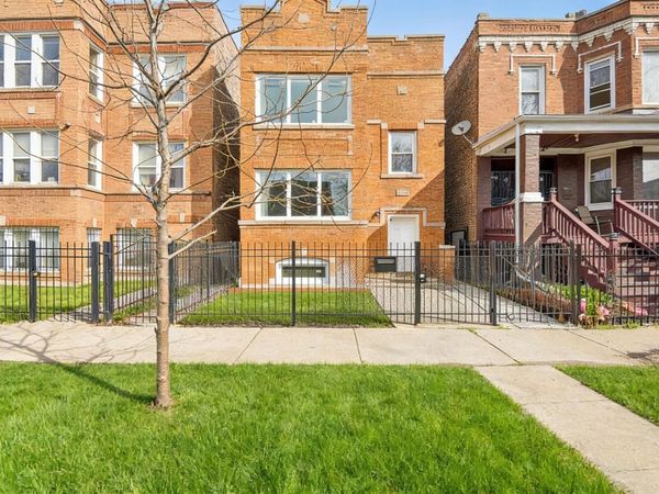 4044 W Kamerling Avenue , Unit 2, Chicago, IL 60651