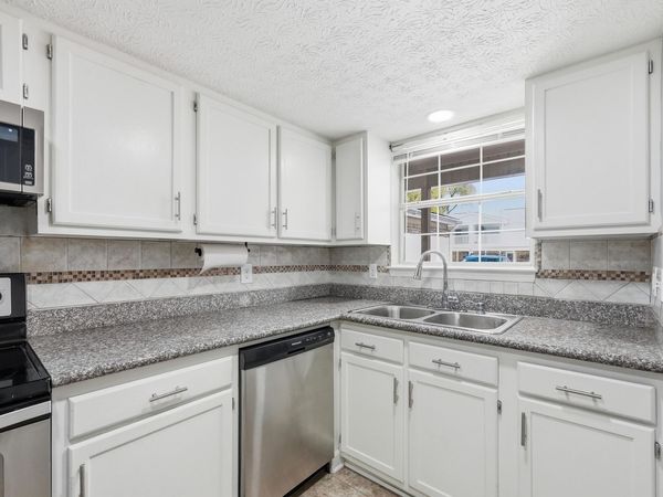 2412 Winter Park Court, Fort Walton Beach, FL 32547