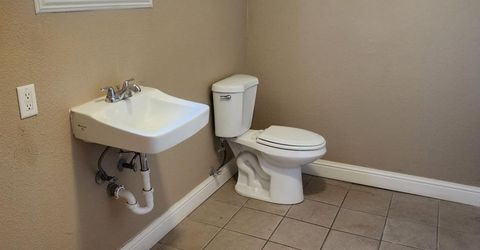 1506 S Mariposa Rd, Stockton, CA 95205 Photo