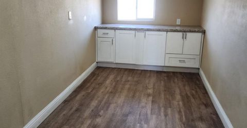 1506 S Mariposa Rd, Stockton, CA 95205 Photo