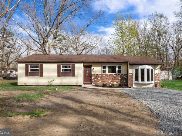 601 NEW YORK ROAD , BROWNS MILLS, NJ 08015