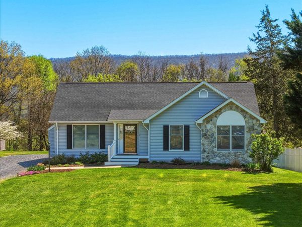 515 HOLLINGSWORTH RD, WOODSTOCK, VA 22664