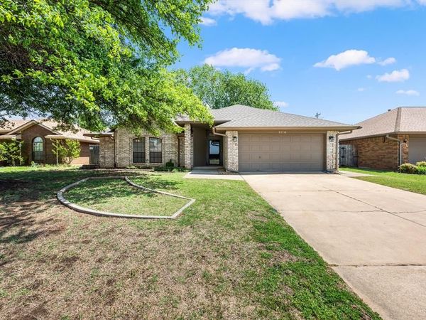 1116 Earl A Rodkey Drive, Edmond, OK 73003