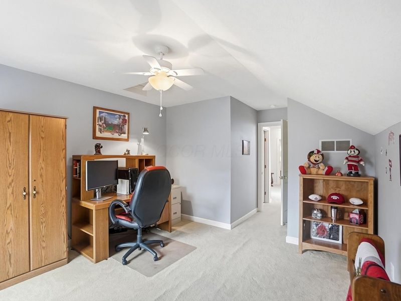 5547 Villas Drive, Unit 4D, Dublin, OH 43017 Photo 24