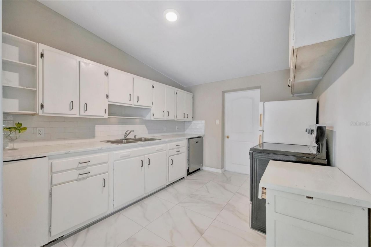 6607 Georgia Avenue, Bradenton, FL 34207 Photo