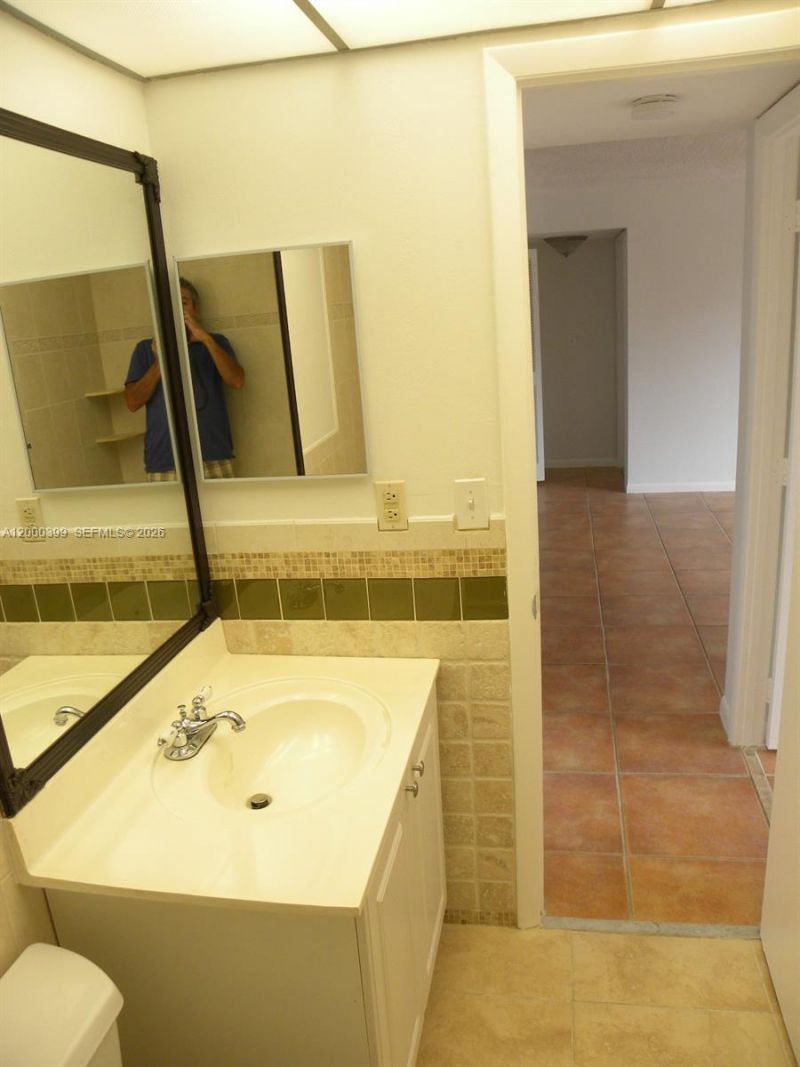 8050 W Mcnab Rd, Unit 206, Tamarac, FL 33321 Photo