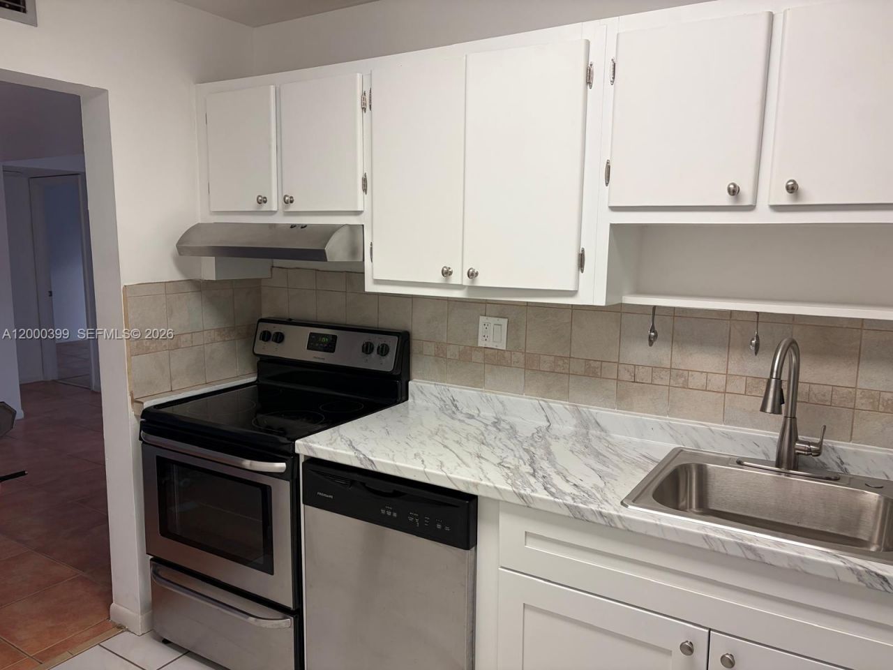 8050 W Mcnab Rd, Unit 206, Tamarac, FL 33321 Photo