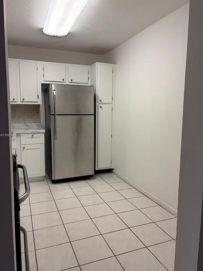 8050 W Mcnab Rd, Unit 206, Tamarac, FL 33321 Photo