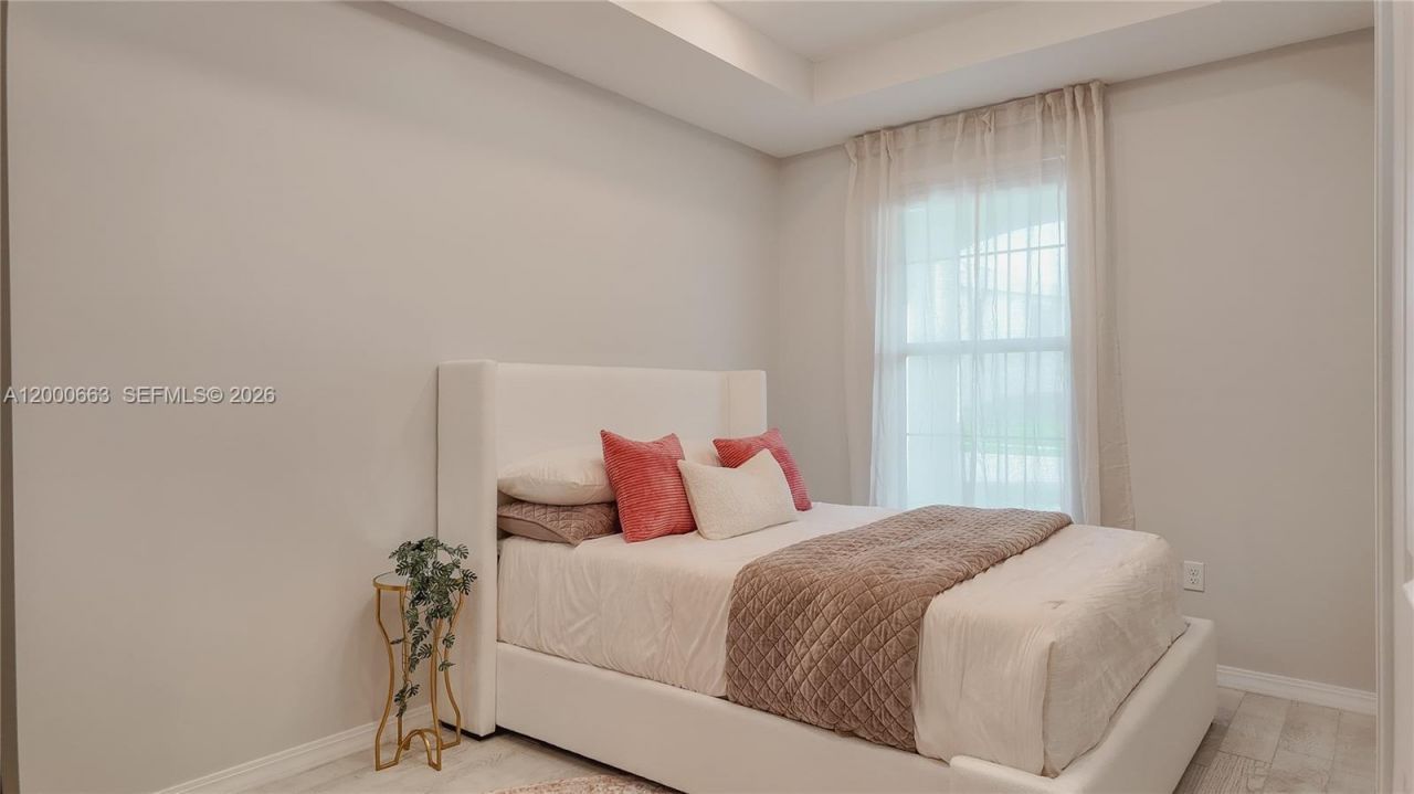 8108 NW 78th St, Tamarac, FL 33321 Photo