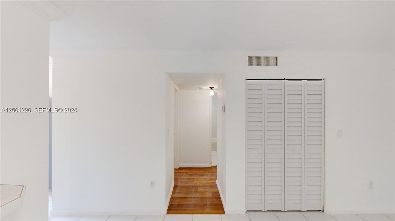 160 SW 30th Ave, Unit 204A, Miami, FL 33135 Photo