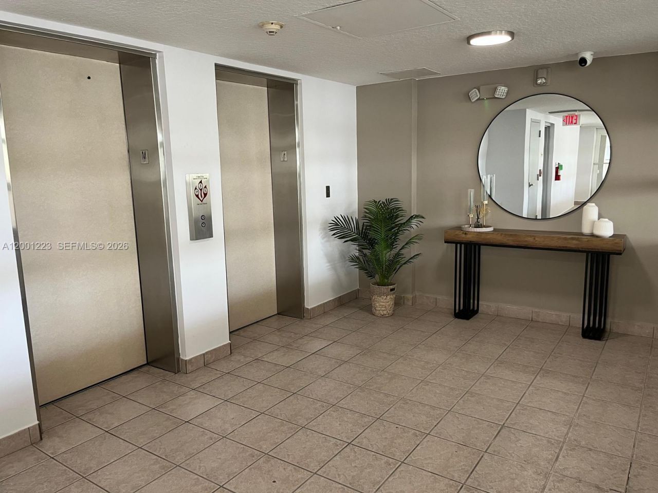 280 SW 20th Rd, Unit 504, Miami, FL 33129 Photo