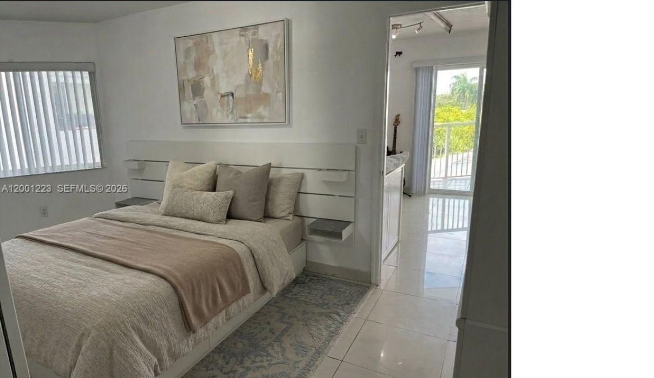 280 SW 20th Rd, Unit 504, Miami, FL 33129 Photo