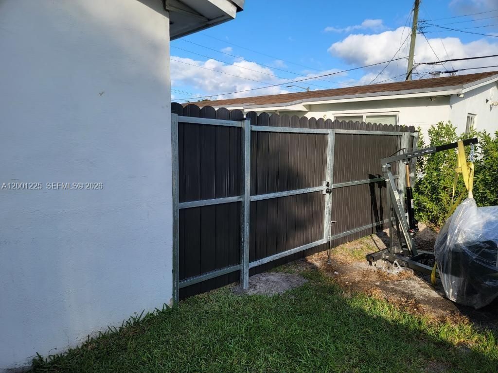 Please Call For Address, Miami, FL 33125 Photo