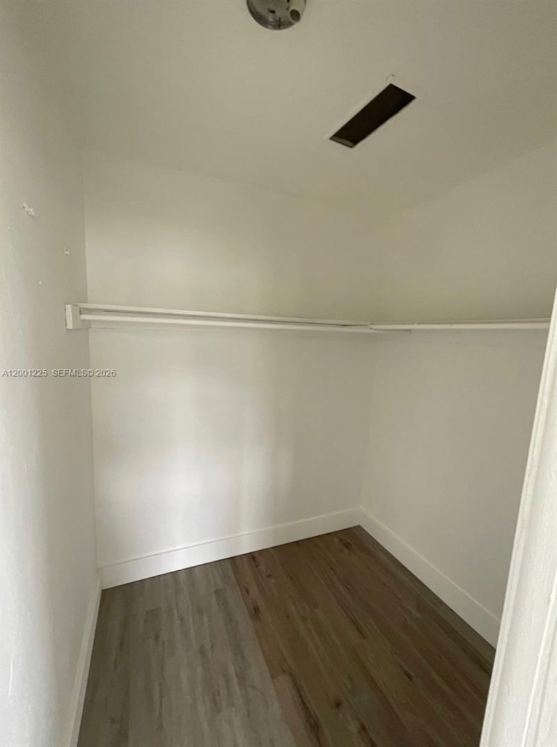 Please Call For Address, Miami, FL 33125 Photo