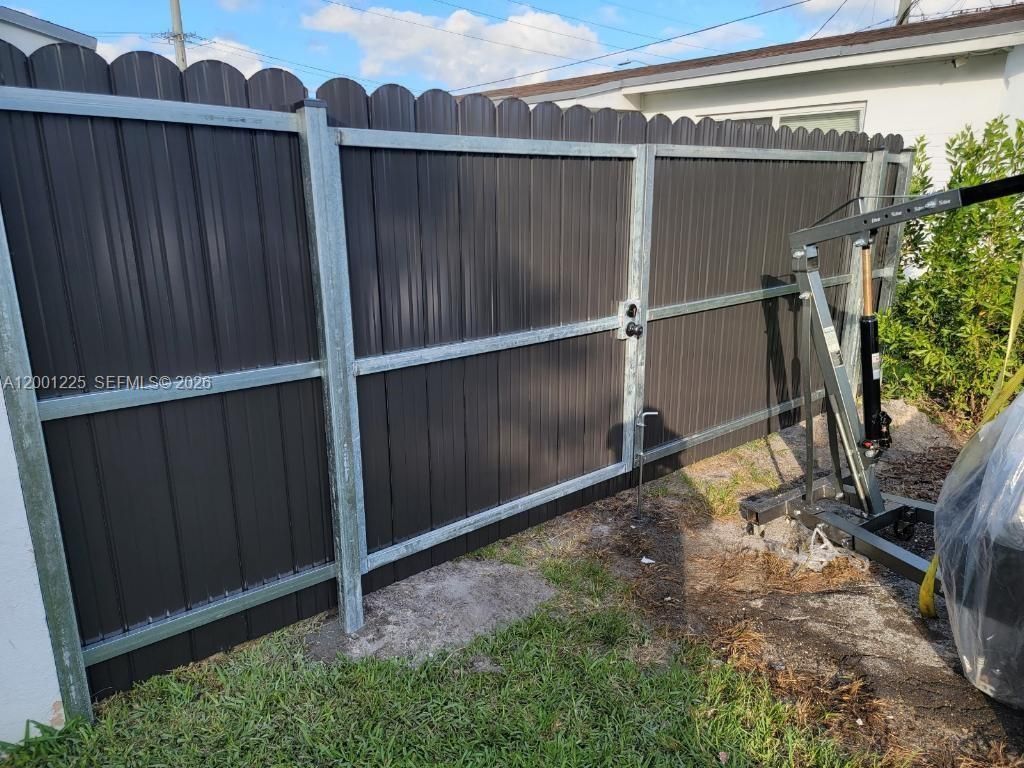 Please Call For Address, Miami, FL 33125 Photo