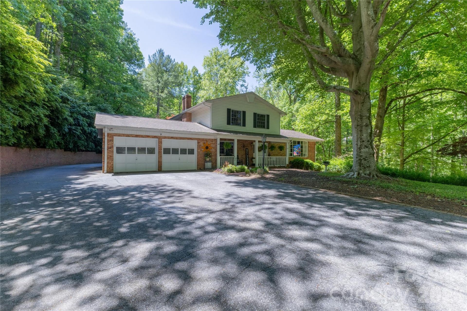 819 Chesterfield Circle Sw, Lenoir, NC 28645 Main Photo