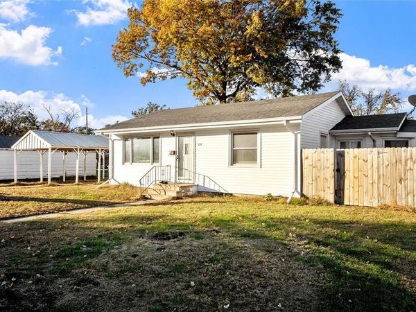 322 Warford Street, Perry, IA 50220