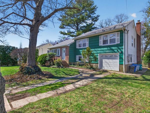 1478 Dewey Avenue , North Bellmore, NY 11710