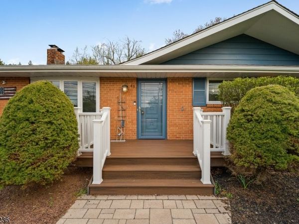 45 Church Rd, Holland, NJ 08848