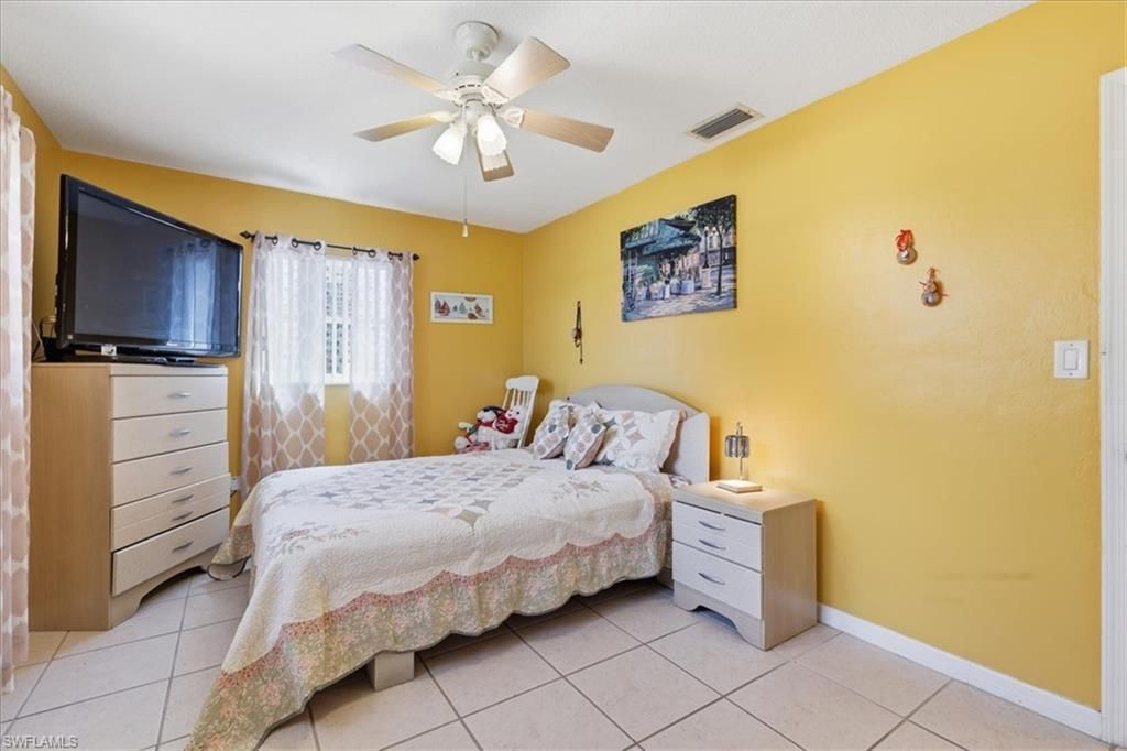 1524 Markdale St E, Lehigh Acres, FL 33936 Photo