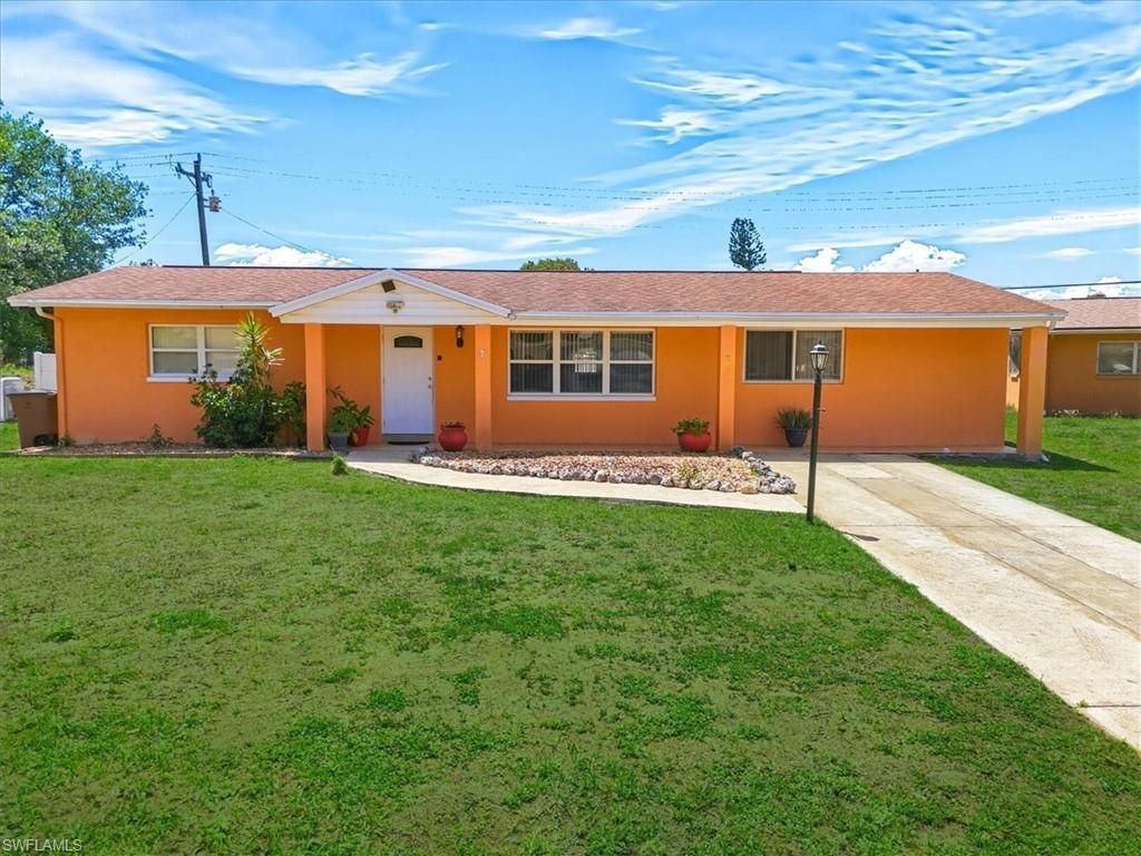 1524 Markdale St E, Lehigh Acres, FL 33936 Photo