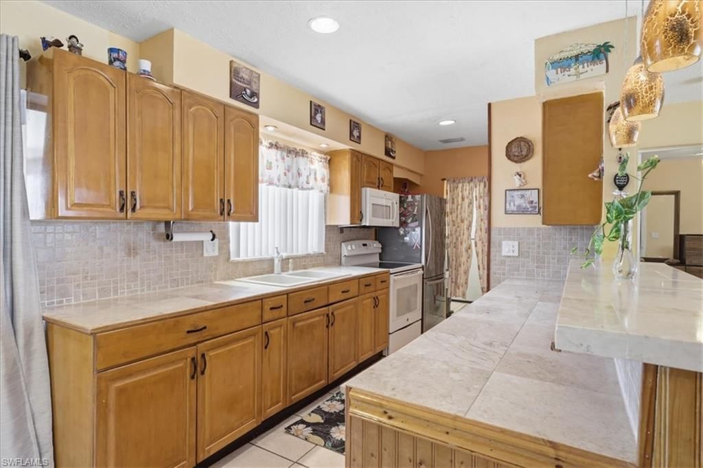 1524 Markdale St E, Lehigh Acres, FL 33936 Photo