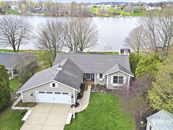 6795 N Noffke Drive, Caledonia, MI 49316