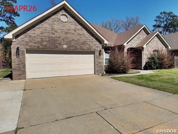 3726 BUCKSKIN Road, Benton, AR 72015