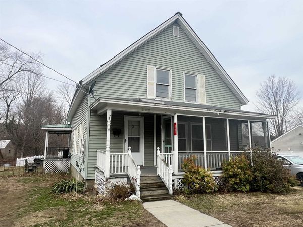 222 N Main Street, Newport, NH 03773