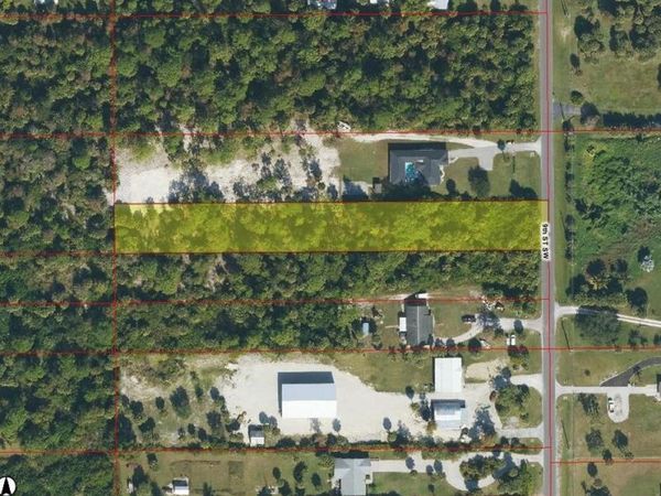 1021 9th ST SW, NAPLES, FL 34117