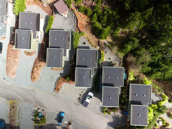 9327 Lake Trail Pl, Lake Cowichan, BC V0R 2G0