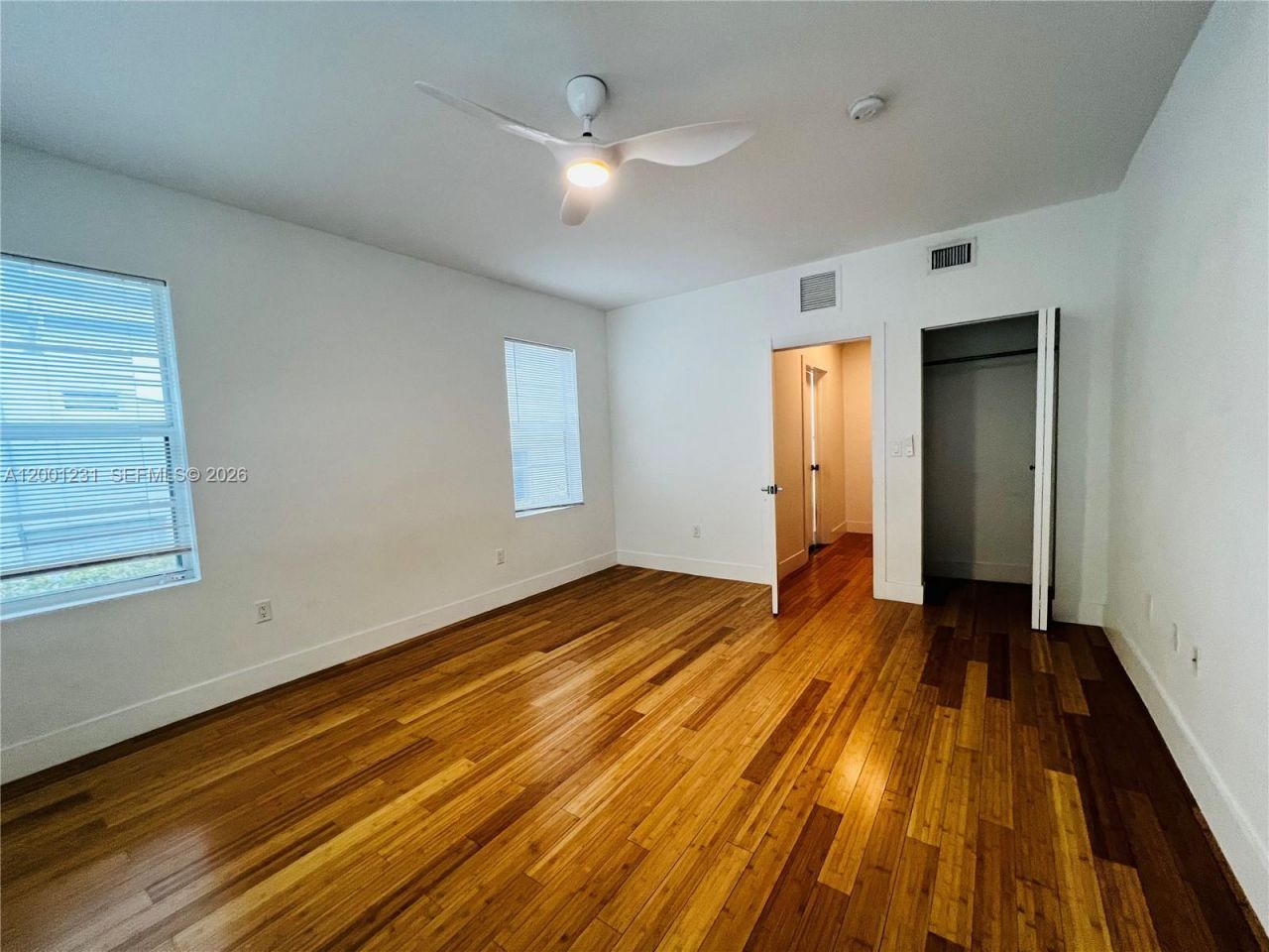 960 Bay Dr , Unit 911, Miami Beach, FL 33141 Photo